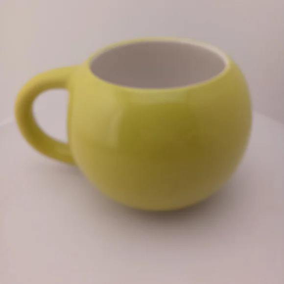 Room Essentials Happy Face Mug - Picture 5 of 5